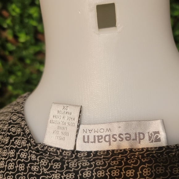 DressBarn Top 2x - Picture 6 of 6